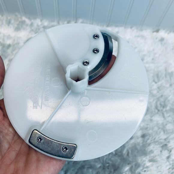 OEM Cuisinart Little Pro Plus Food Processor Replacement Part Slice Disc DLC-522 - Picture 3 of 3